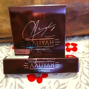 Aaliyah Gloss and shadow
